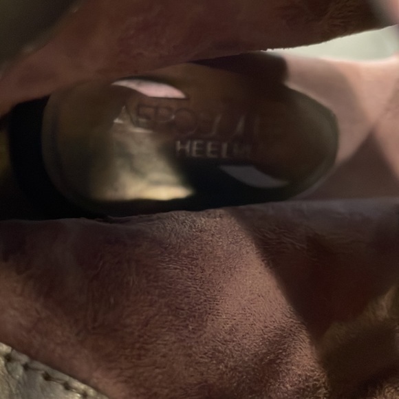 Aerosoles leather wedges, brown, 3in heel - Picture 4 of 6